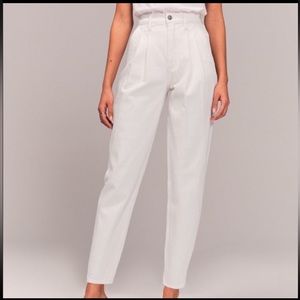 Abercrombie and Fitch The 80’s Mom Jeans